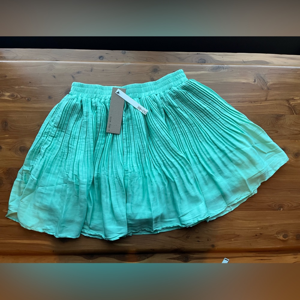 New Sea foam green skort!